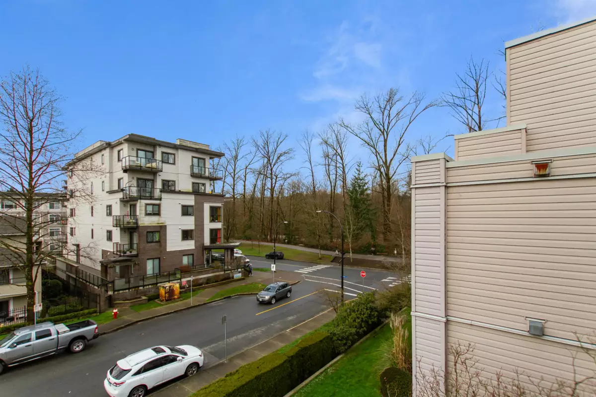 Outdoor Deck Photo of 306 2357 Whyte Avenue, Port Coquitlam, BC