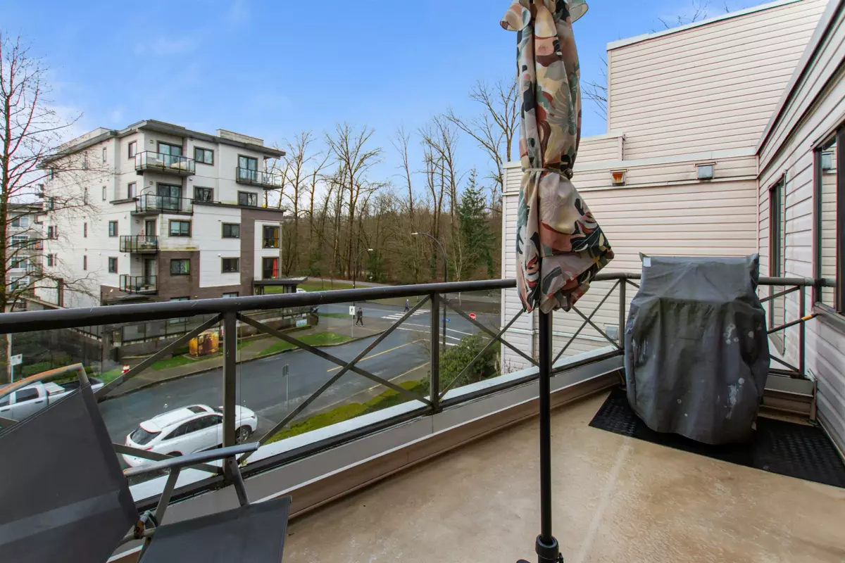 Outdoor Patio Photo of 306 2357 Whyte Avenue, Port Coquitlam, BC
