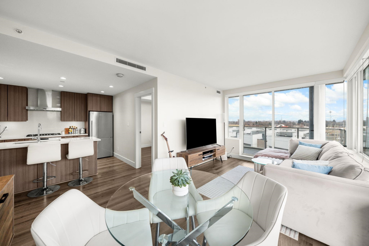 Bedroom 3 Photo of 613 10788 No. 5 Road, Richmond, BC