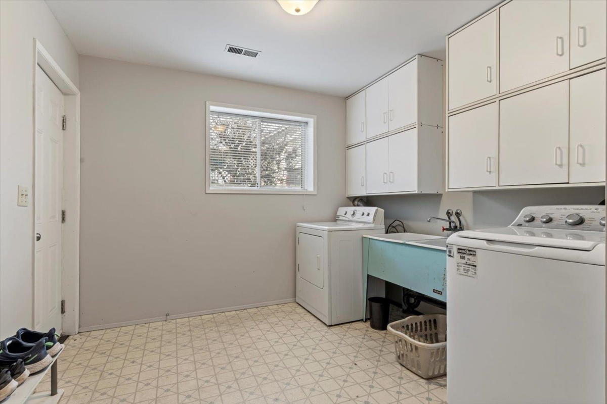 Front Yard Photo of 45675 Marshall Avenue, Chilliwack, BC