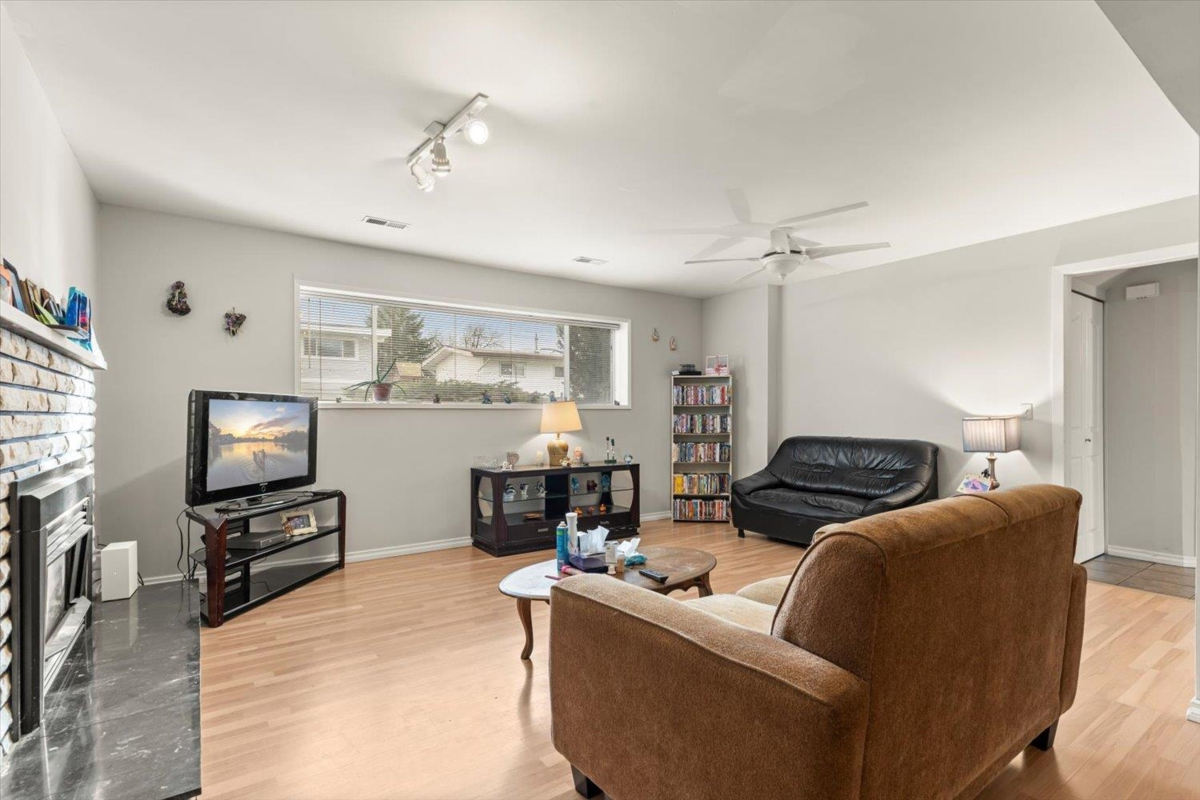 Garage Interior Photo of 45675 Marshall Avenue, Chilliwack, BC