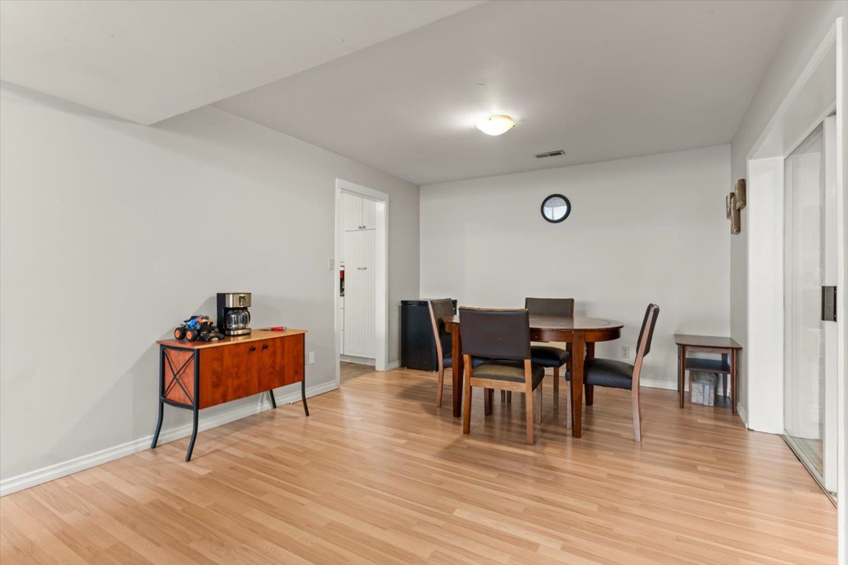 Outdoor Patio Photo of 45675 Marshall Avenue, Chilliwack, BC