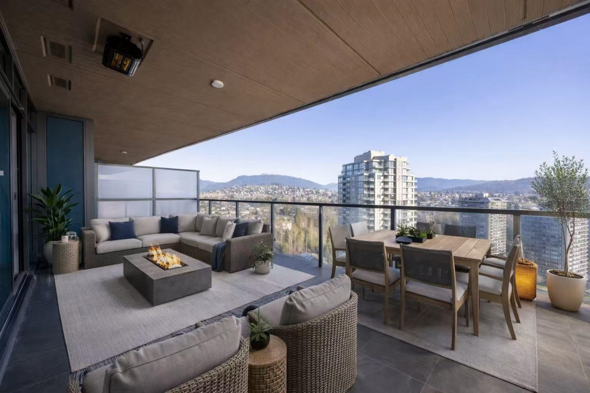 Loft / Bonus Room Photo of 2306 4880 Lougheed Highway, Burnaby, BC