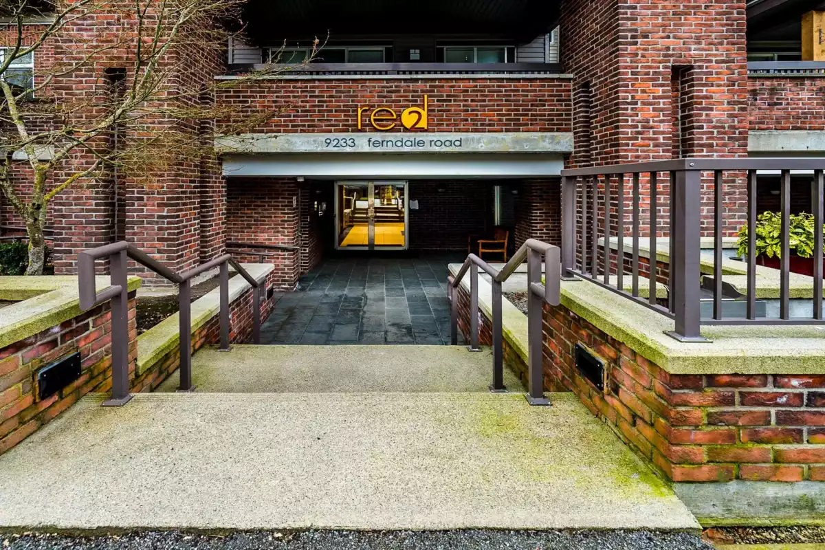 Living Room Photo of 409 9233 Ferndale Road, Richmond, BC