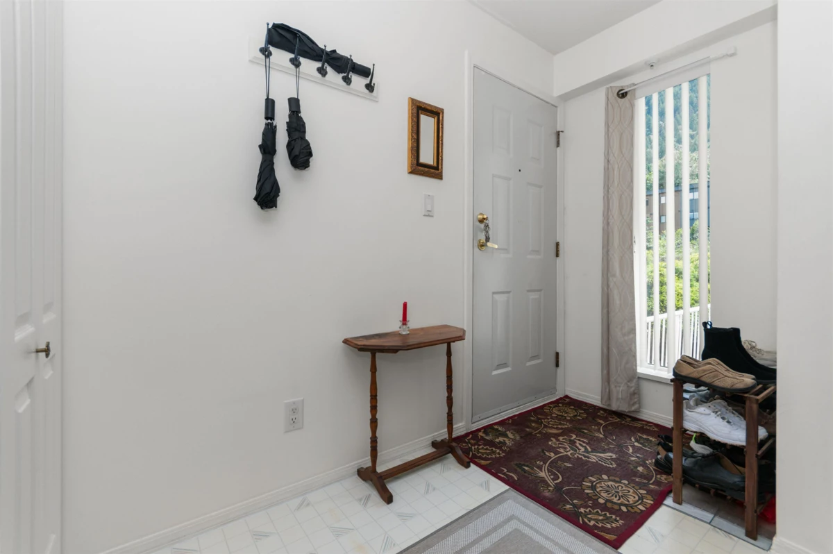 Mudroom Photo of 202 1275 Scott Drive, Hope, BC