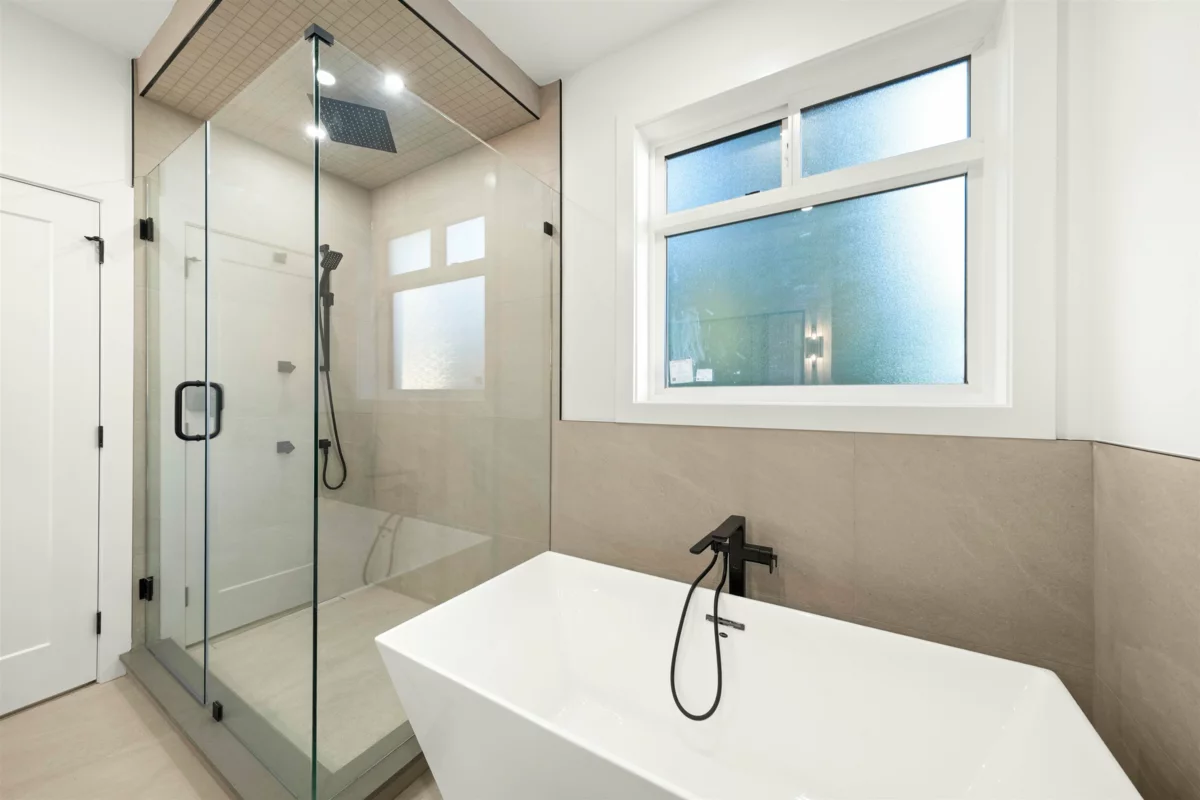 Backyard Photo of 16178 78 Avenue, Surrey, BC