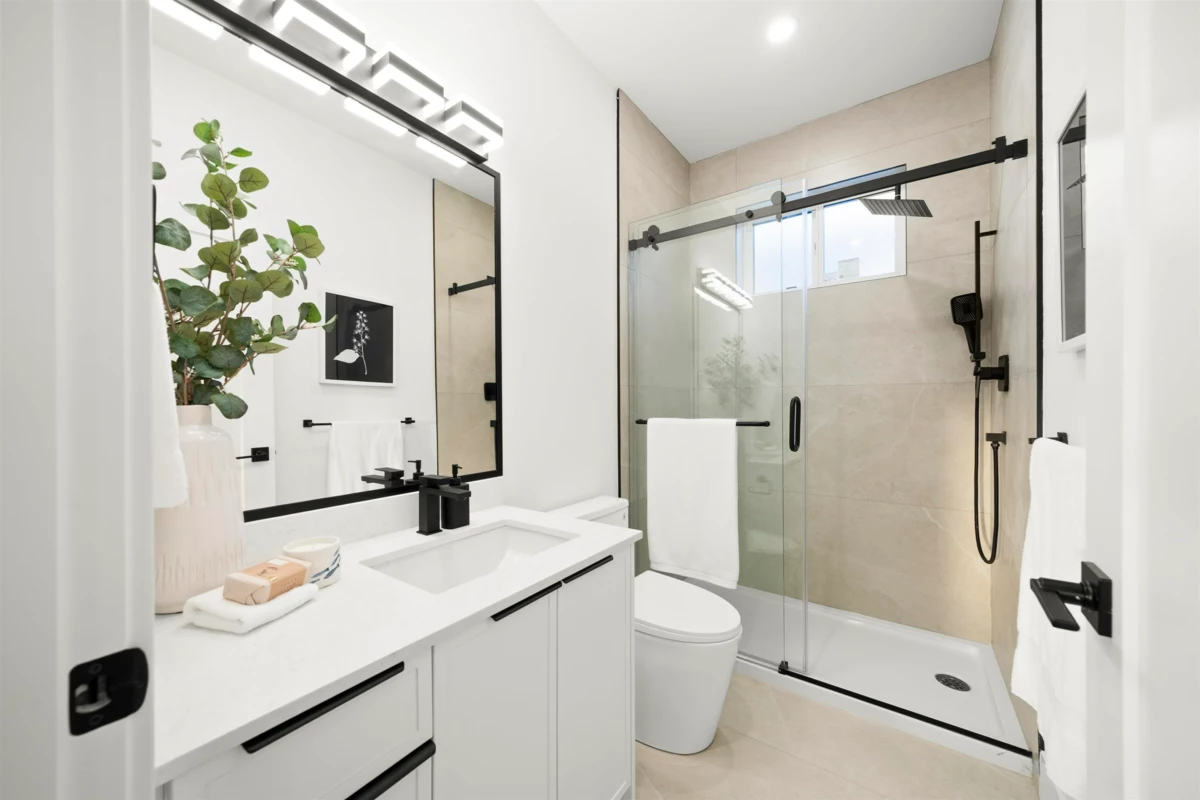 Garden / Landscaping Photo of 16178 78 Avenue, Surrey, BC