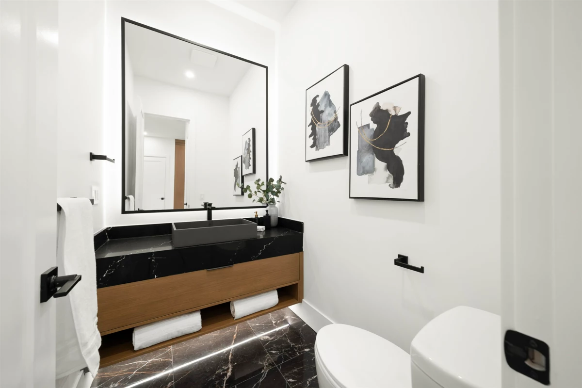 Laundry Room Photo of 16178 78 Avenue, Surrey, BC