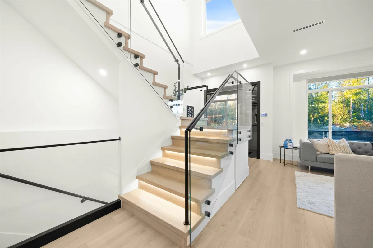 Mudroom Photo of 16178 78 Avenue, Surrey, BC