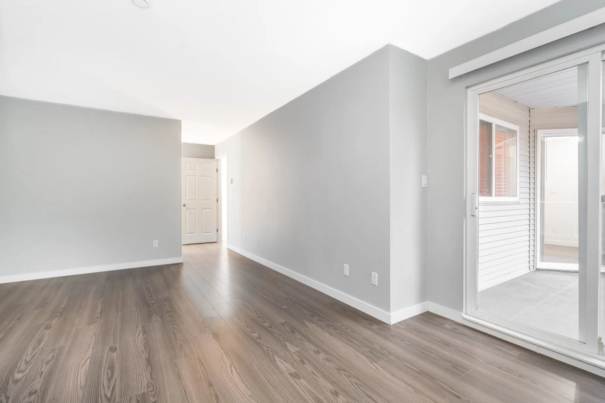 Basement Recreation Room Photo of 307 16137 83 Avenue, Surrey, BC