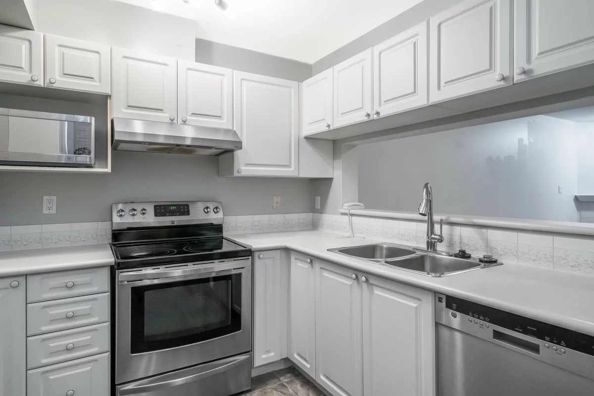 Kitchen Island Photo of 307 16137 83 Avenue, Surrey, BC