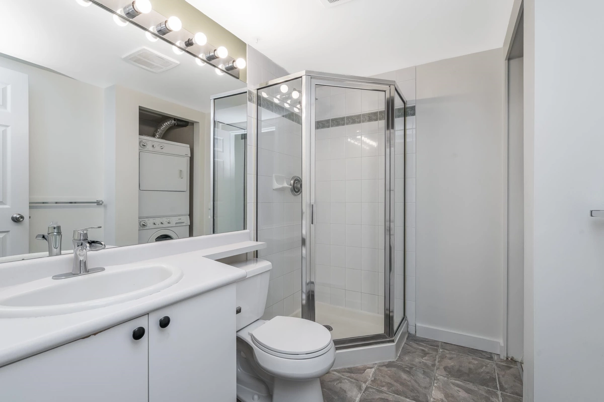 Walk-In Closet Photo of 307 16137 83 Avenue, Surrey, BC