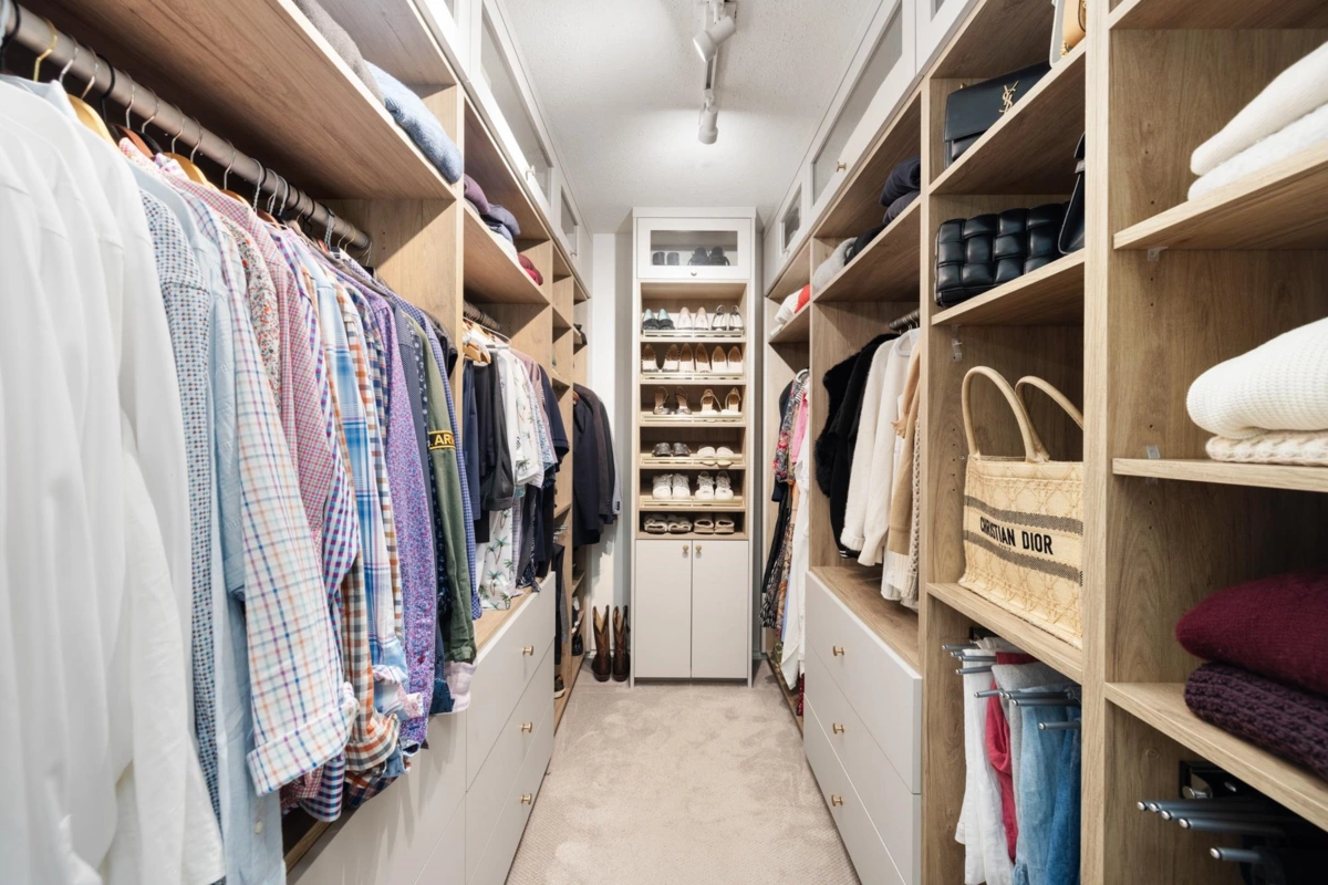 Backyard Photo of 310 Beaver Road, North Vancouver, BC