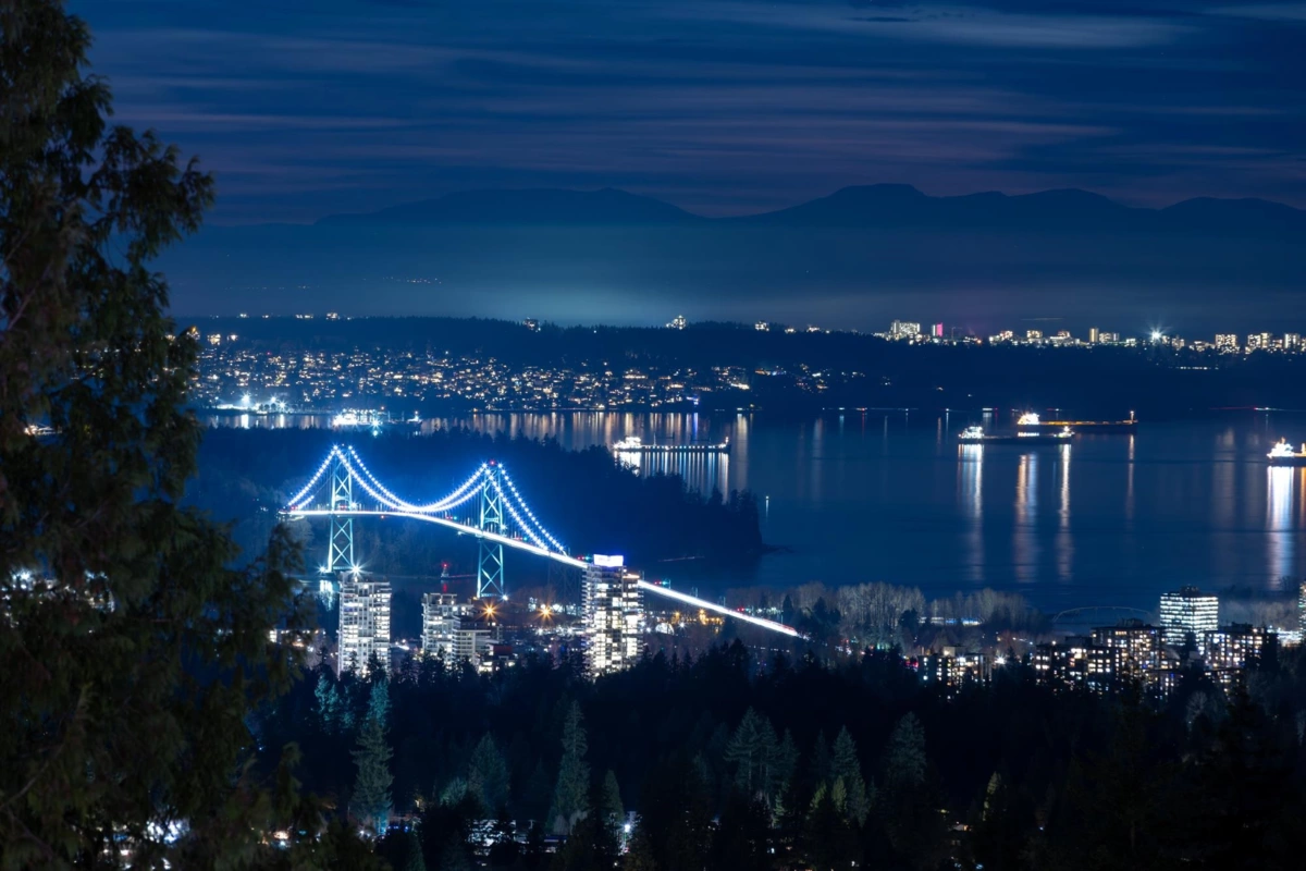 Living Room Photo of 310 Beaver Road, North Vancouver, BC