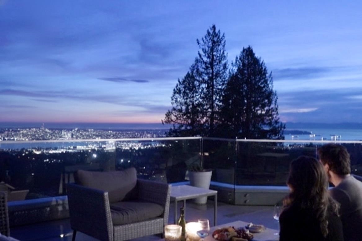 Primary Bathroom Photo of 310 Beaver Road, North Vancouver, BC
