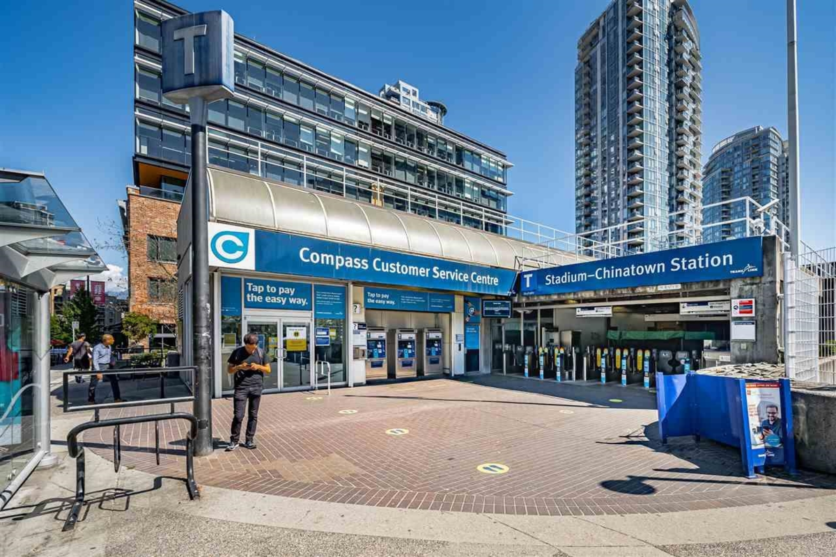 Garage Interior Photo of 1209 111 W Georgia Street, Vancouver, BC