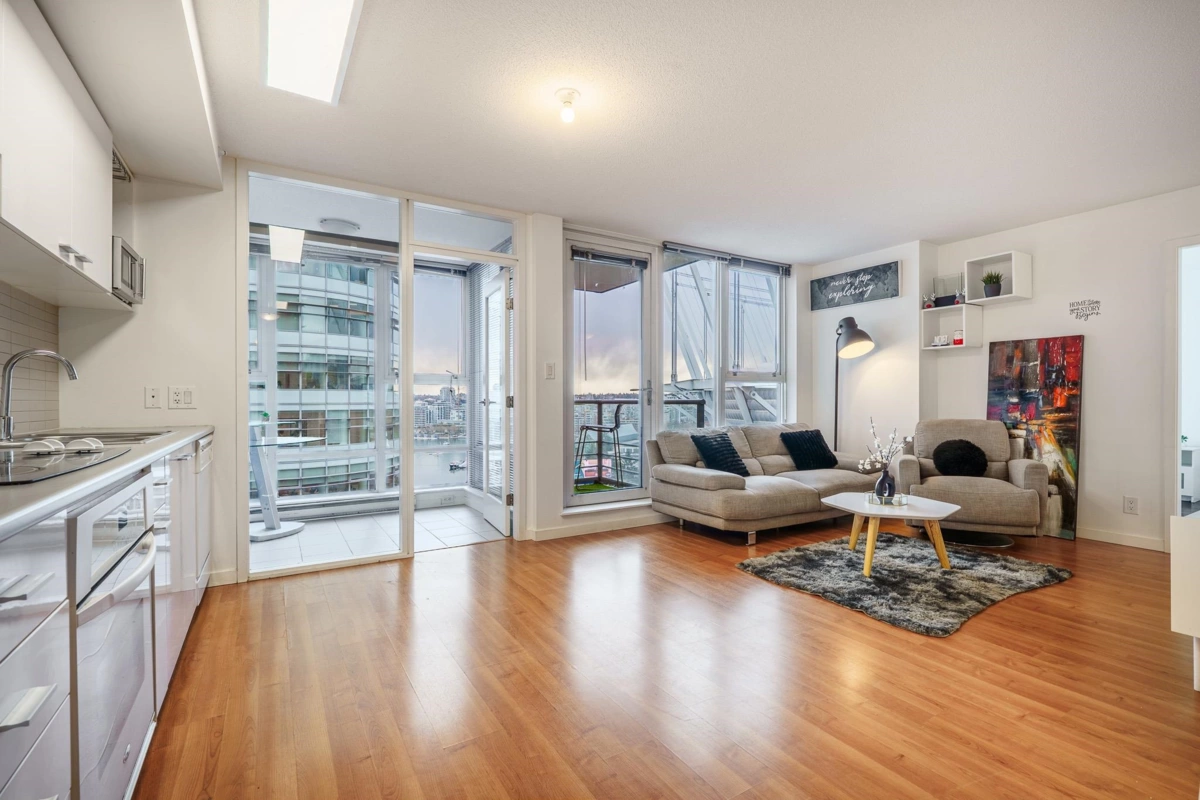 Living Room Photo of 1209 111 W Georgia Street, Vancouver, BC