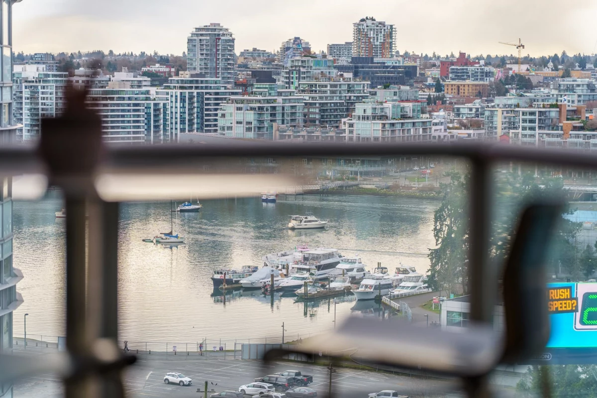 Powder Room Photo of 1209 111 W Georgia Street, Vancouver, BC