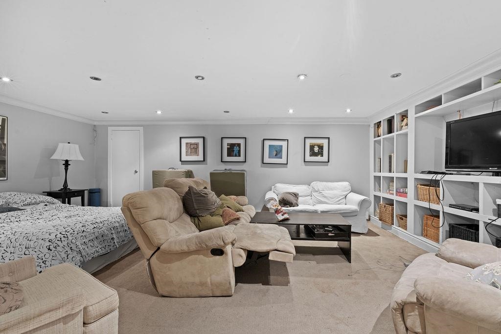 Primary Bathroom Photo of 3955 Highland Boulevard, North Vancouver, BC