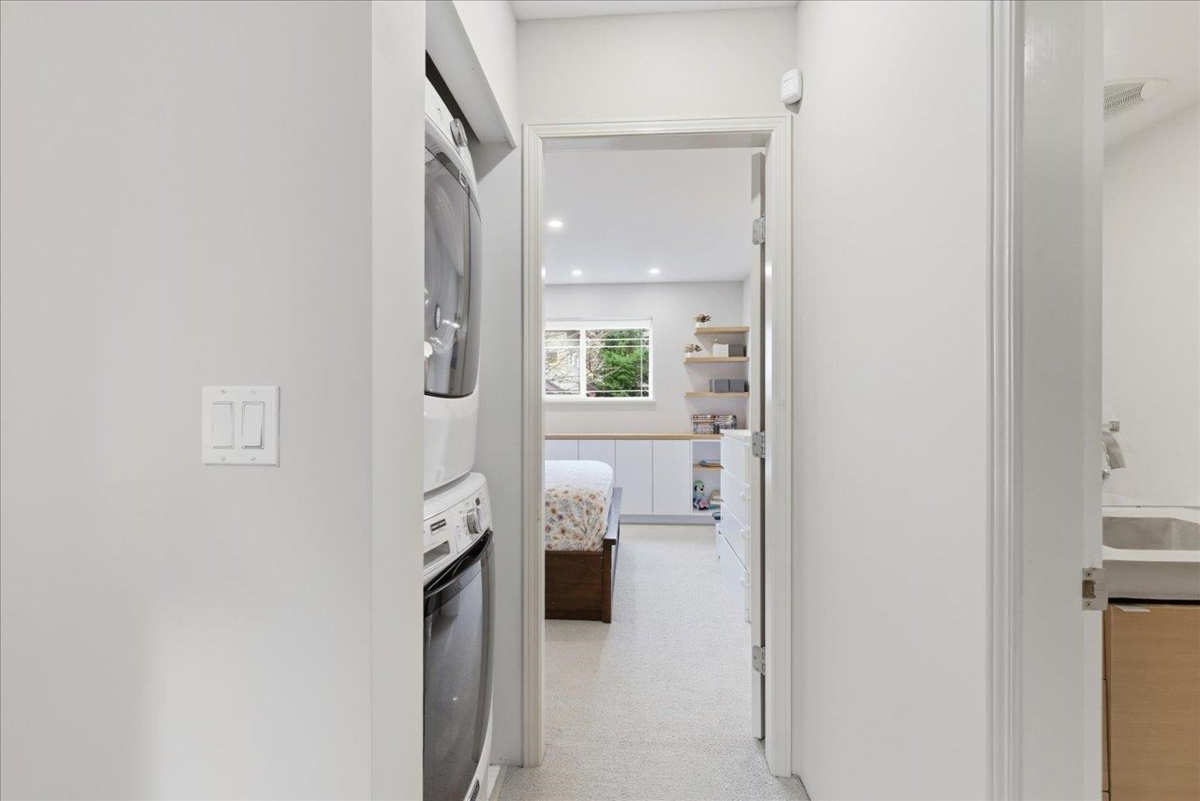 Basement Recreation Room Photo of 21 15 Forest Park Way, Port Moody, BC