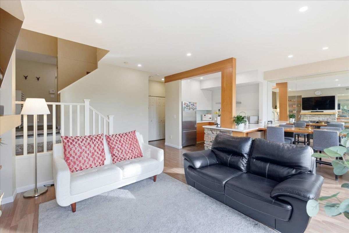 Family Room Photo of 21 15 Forest Park Way, Port Moody, BC