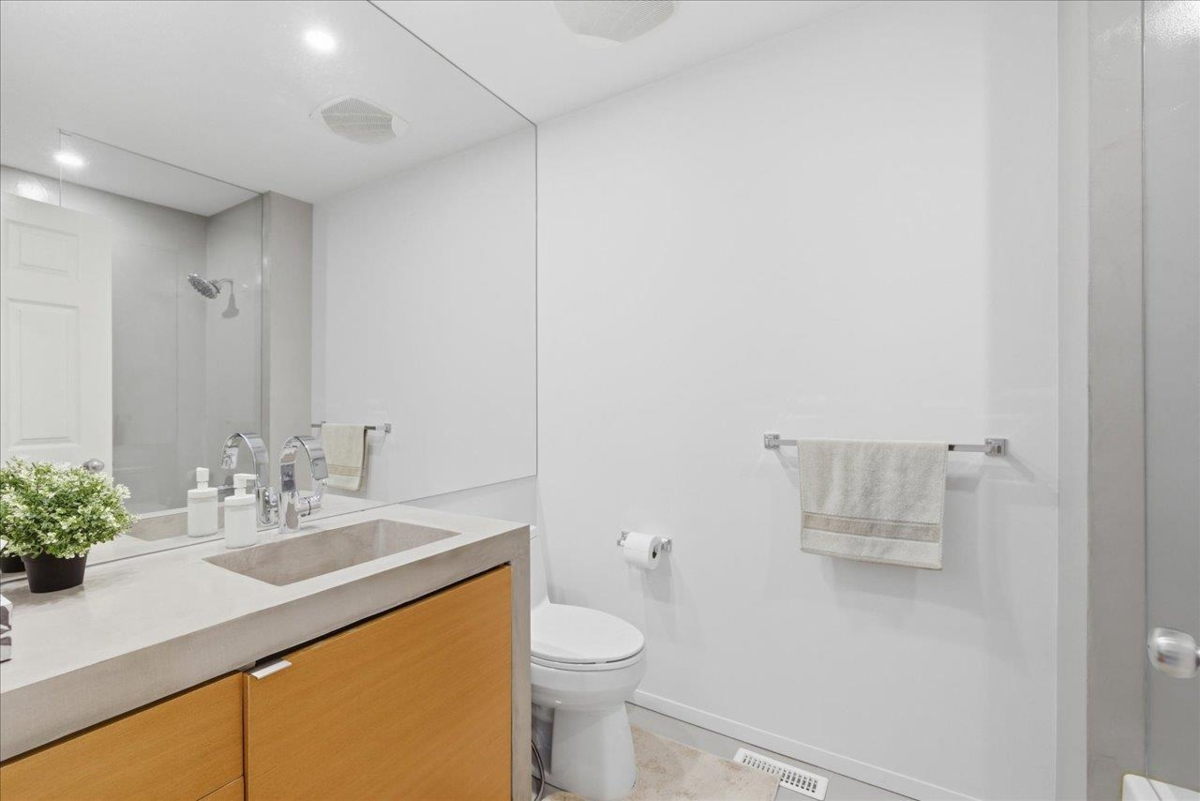 Loft / Bonus Room Photo of 21 15 Forest Park Way, Port Moody, BC