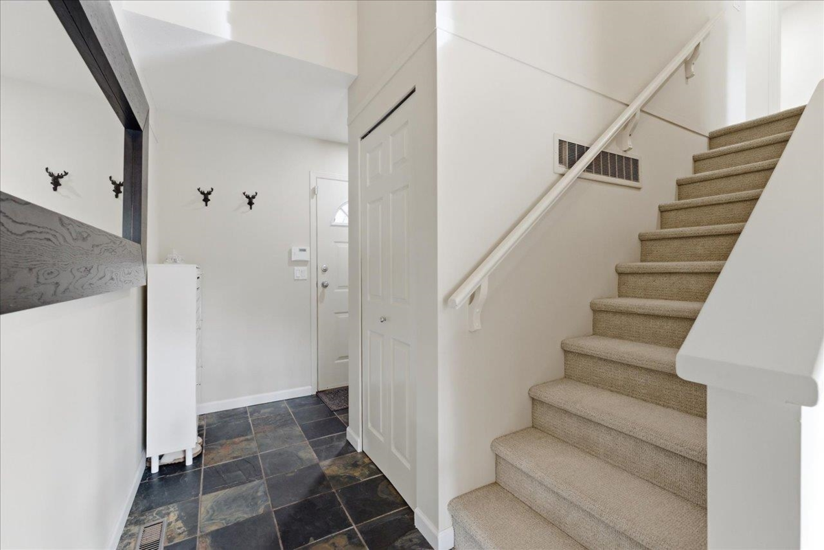 Mudroom Photo of 21 15 Forest Park Way, Port Moody, BC