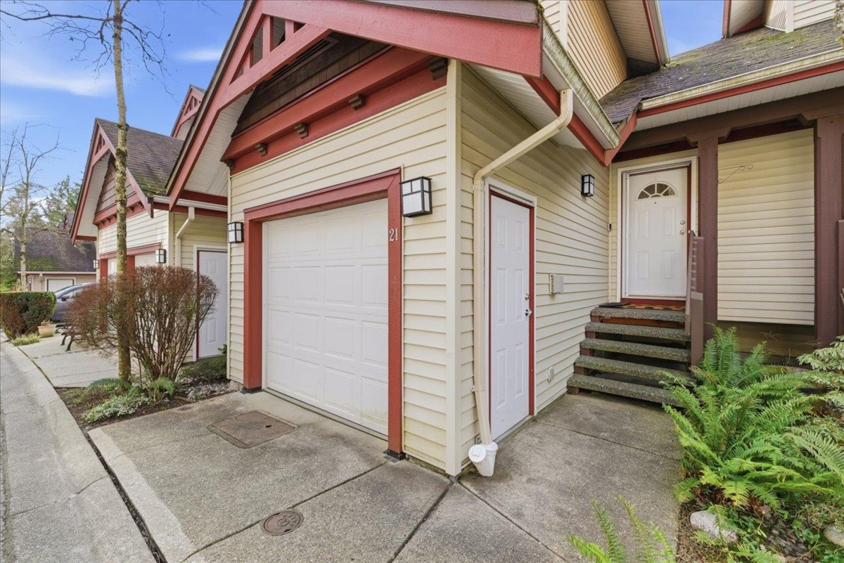 Outdoor Deck Photo of 21 15 Forest Park Way, Port Moody, BC