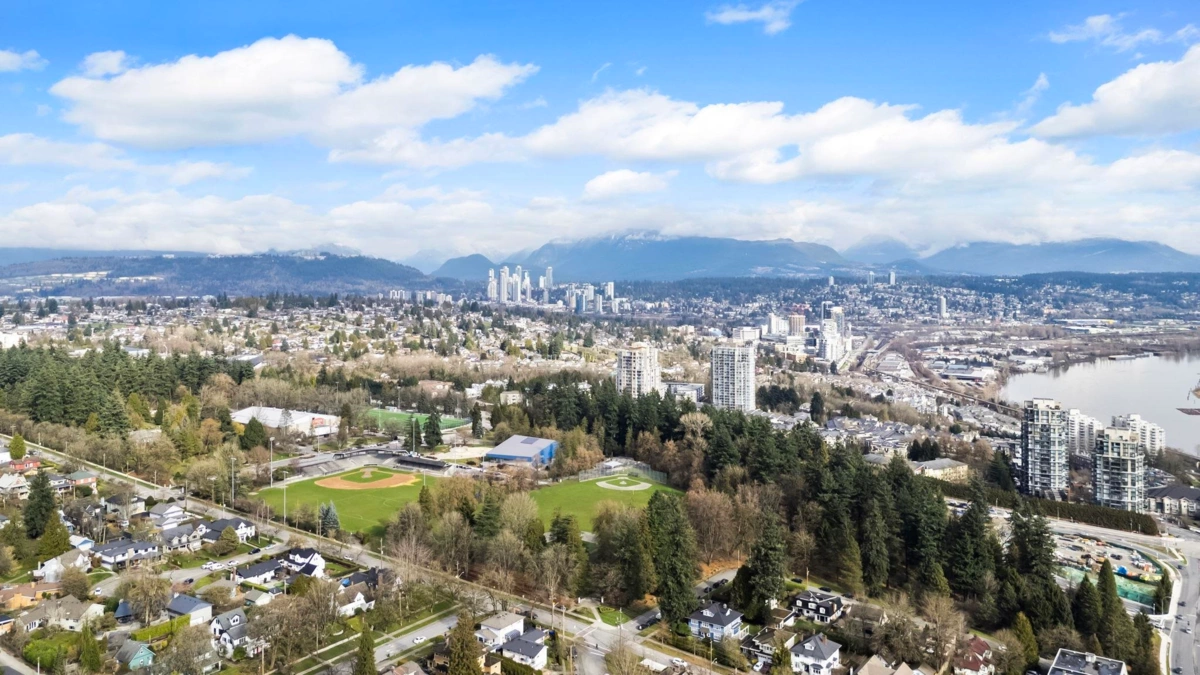 Aerial View of 1002 209 Carnarvon Street, New Westminster, BC