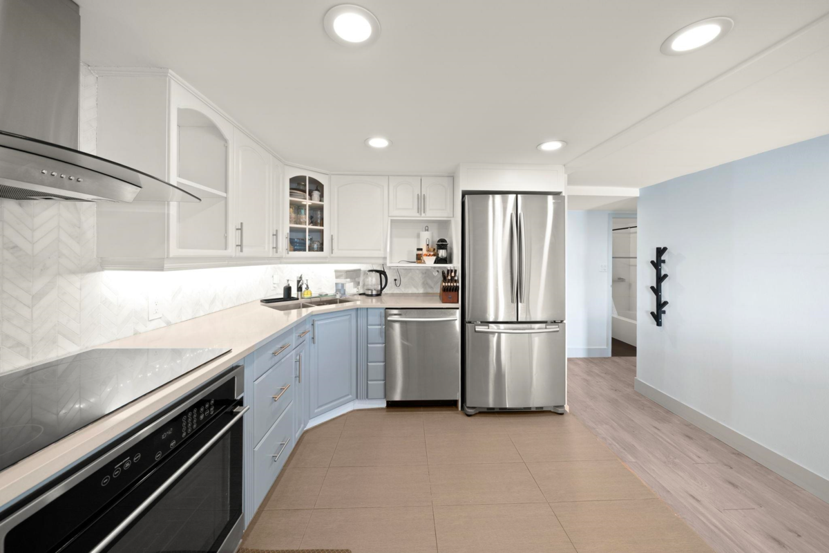 Breakfast Nook Photo of 1002 209 Carnarvon Street, New Westminster, BC