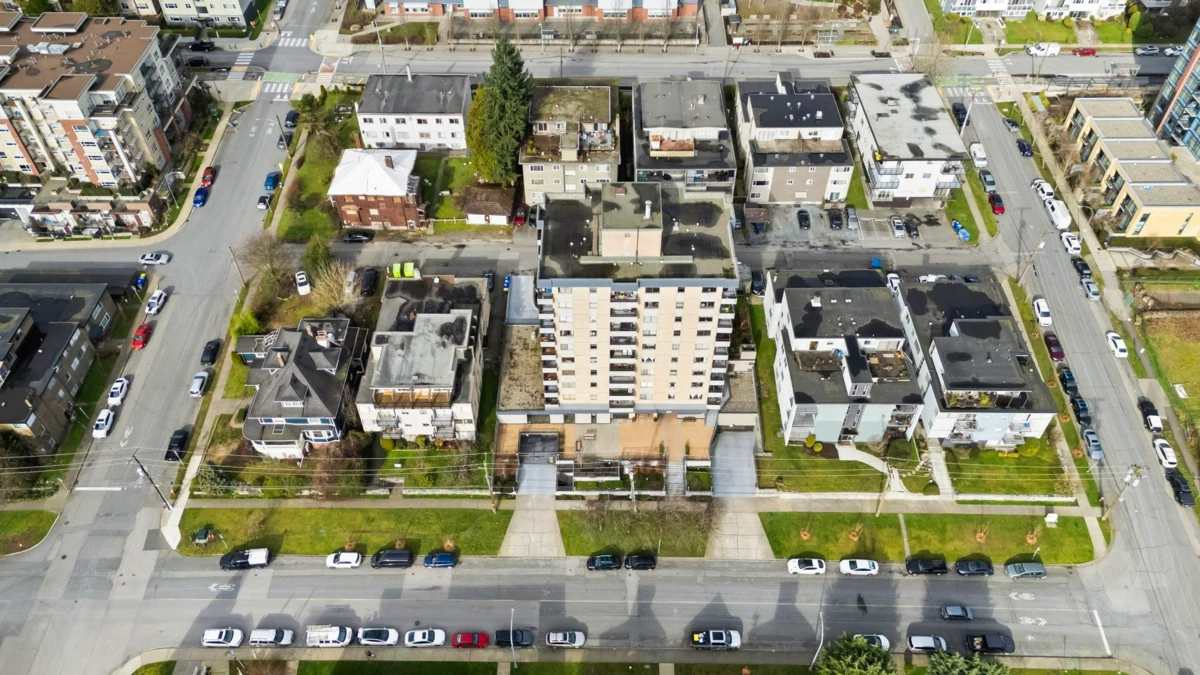 Hot Tub / Spa Photo of 1002 209 Carnarvon Street, New Westminster, BC