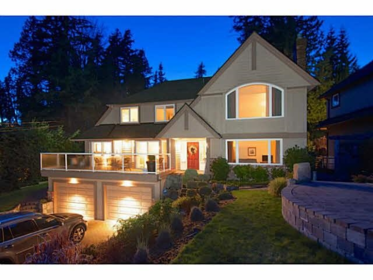 457 Hillcrest Street, West Vancouver, BC, West Bay — 4 bed single family residence for sale