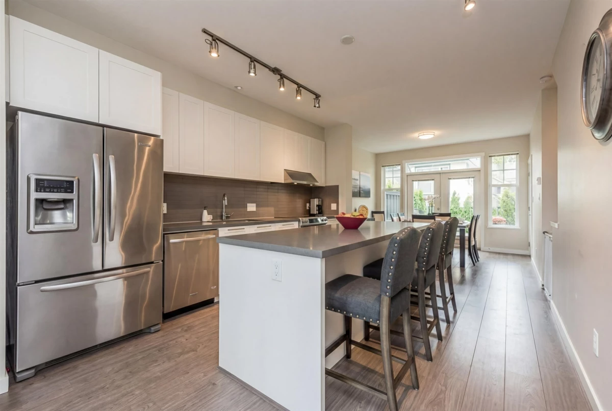 Kitchen Island Photo of 10 3461 Princeton Avenue, Coquitlam, BC