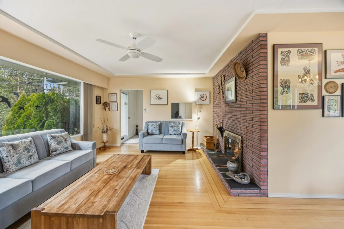 Living Room Photo of 8608 Buller Avenue, Burnaby, BC