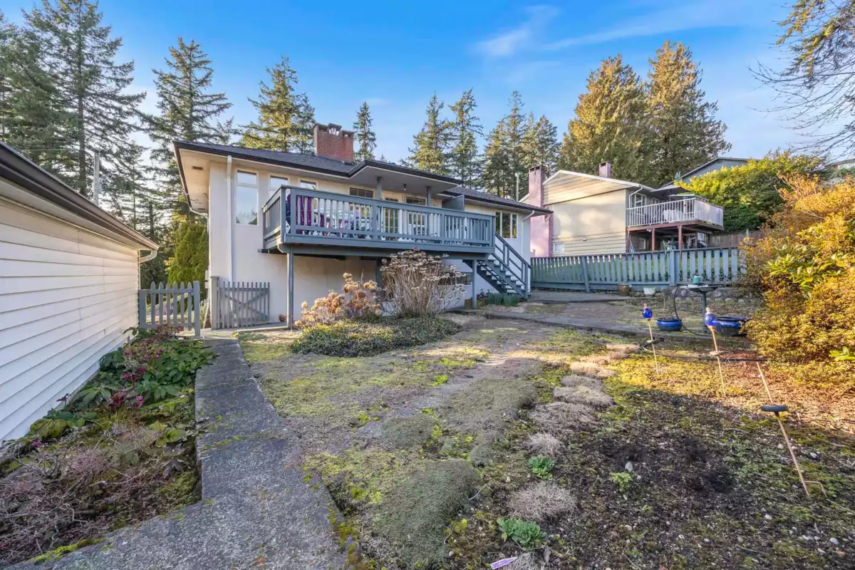 Neighborhood Park Photo Near 8608 Buller Avenue, Burnaby, BC