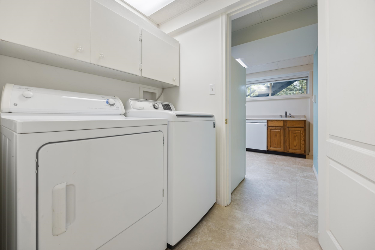 Outdoor Patio Photo of 8608 Buller Avenue, Burnaby, BC