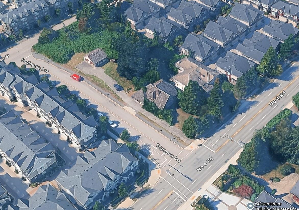 Living Room Photo of 7191 No. 4 Road, Richmond, BC