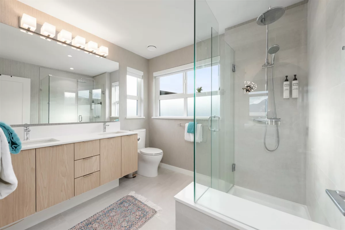 Entry Foyer Photo of 41204 Highline Place, Squamish, BC