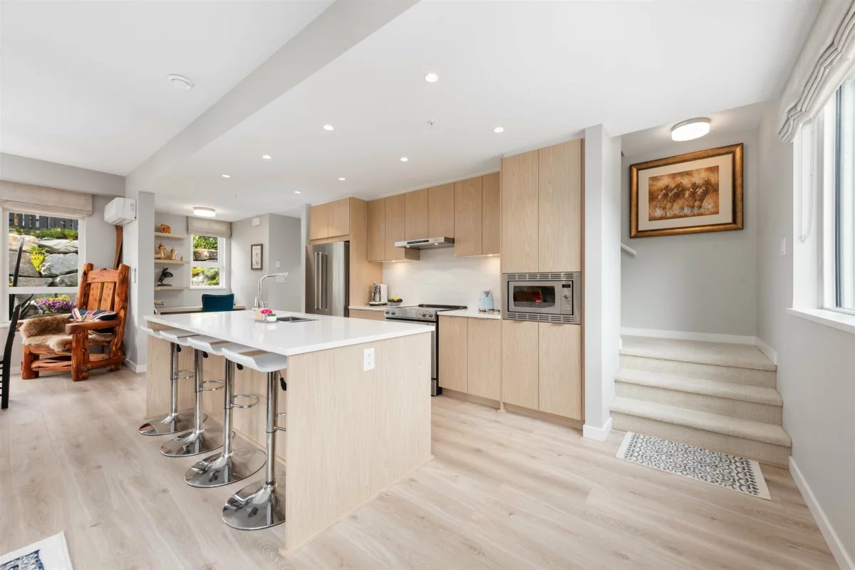 Family Room Photo of 41204 Highline Place, Squamish, BC