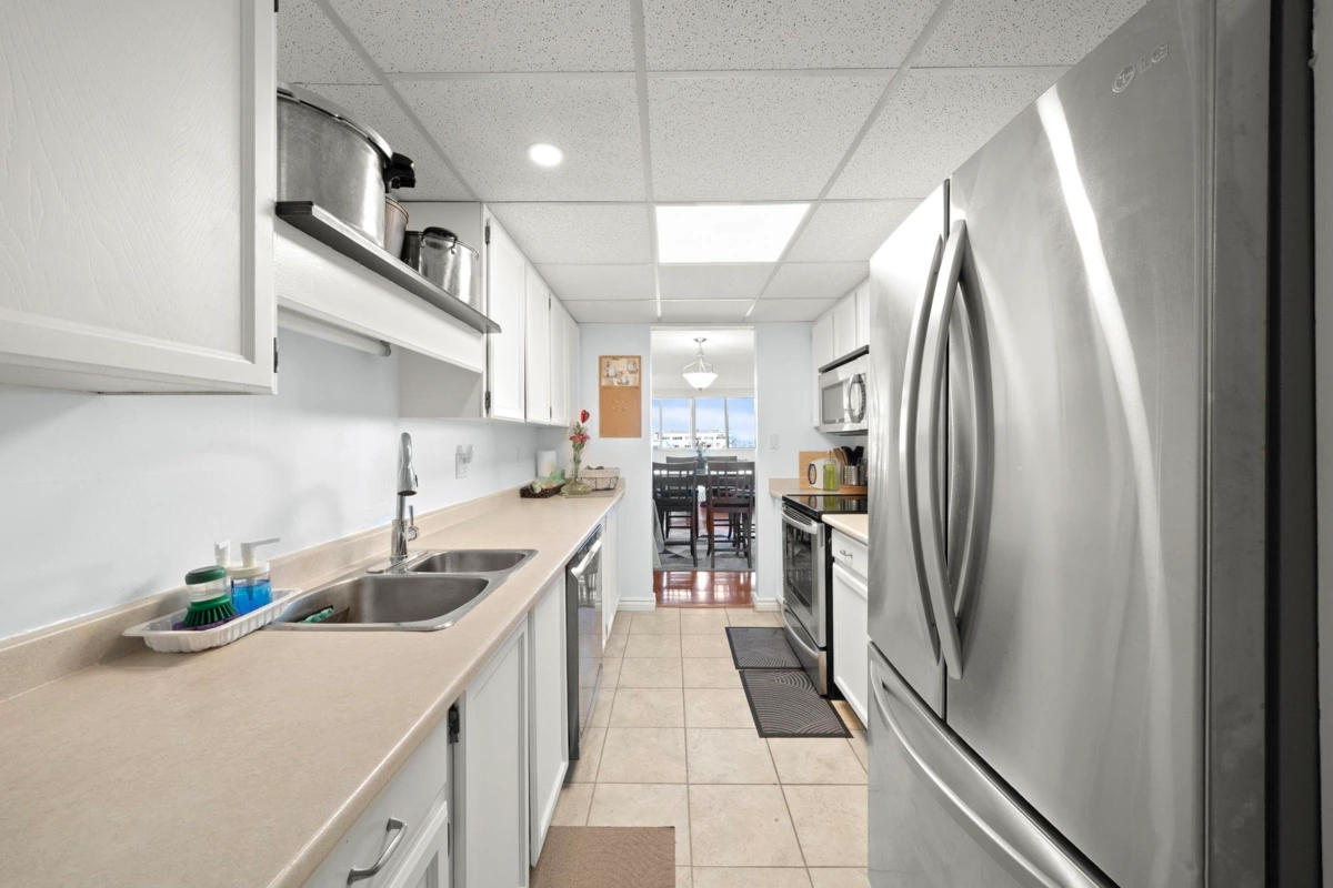 Breakfast Nook Photo of 301 11881 88 Avenue, Delta, BC