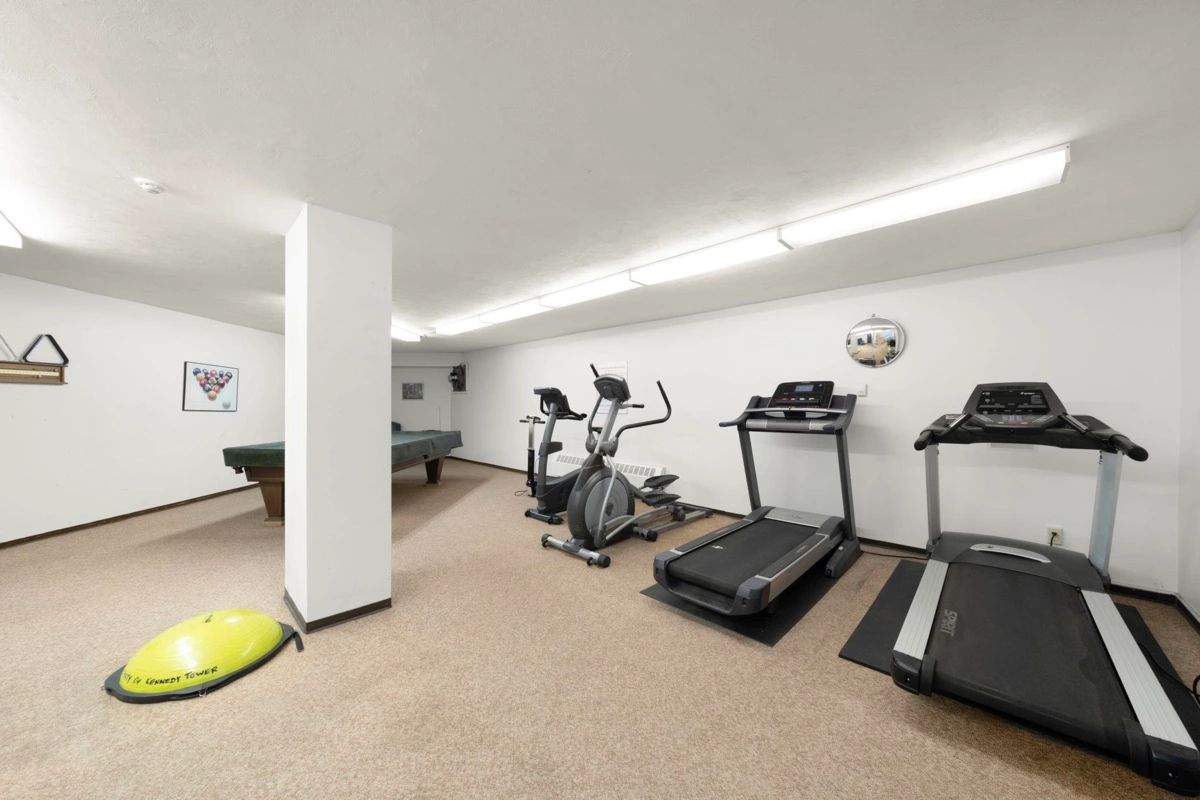 Front Yard Photo of 301 11881 88 Avenue, Delta, BC