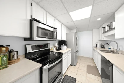 Kitchen Island Photo of 301 11881 88 Avenue, Delta, BC