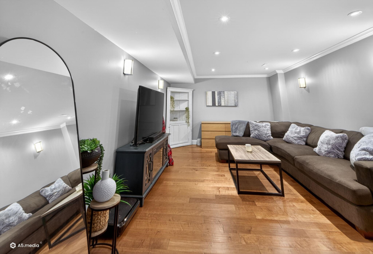 Staircase Photo of 16309 25 Avenue, Surrey, BC