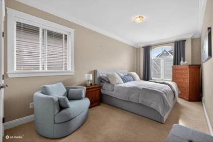 Basement Recreation Room Photo of 16309 25 Avenue, Surrey, BC