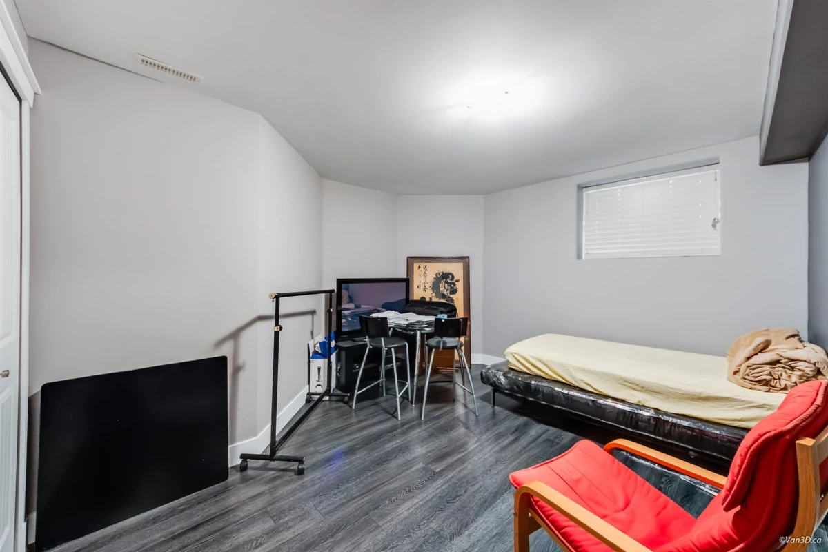 Swimming Pool Photo of 1318 Fifeshire Street, Coquitlam, BC