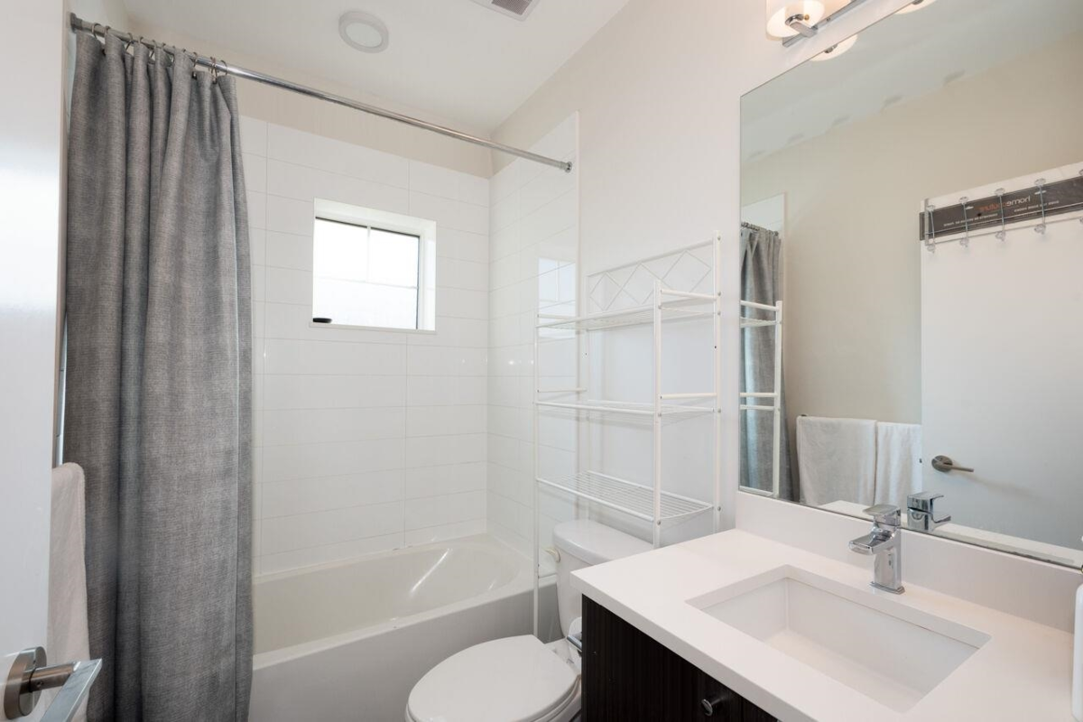 Backyard Photo of 142 32633 Simon Avenue, Abbotsford, BC