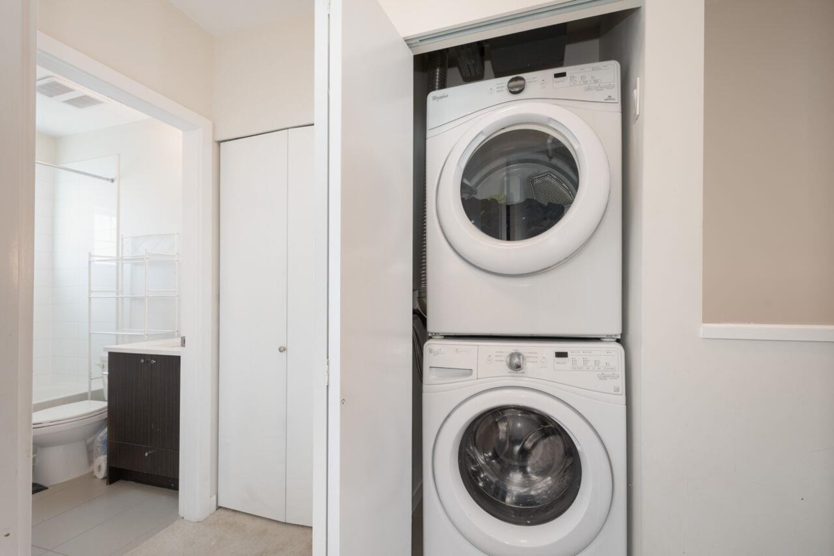 Front Yard Photo of 142 32633 Simon Avenue, Abbotsford, BC