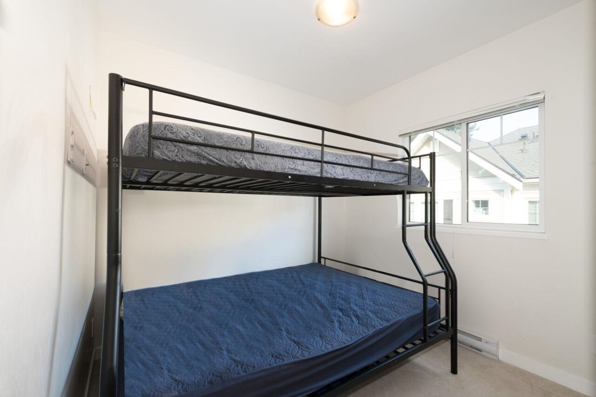 Outdoor Deck Photo of 142 32633 Simon Avenue, Abbotsford, BC