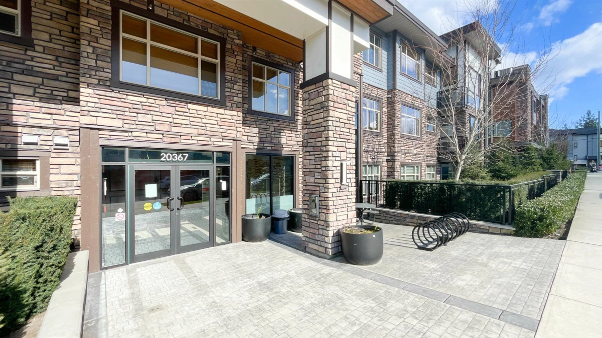 Exterior Front Photo of 204 20367 85 Avenue, Langley, BC