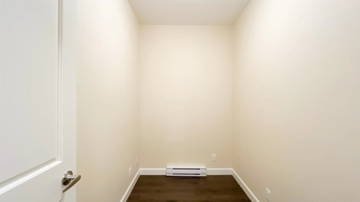 Guest Bathroom Photo of 204 20367 85 Avenue, Langley, BC